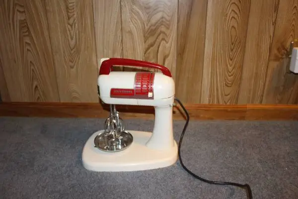 Vintage Universal Brand stand mixer