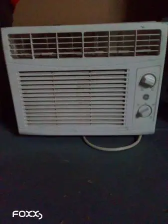 GENERAL ELECTRIC AIR CONDITIONER