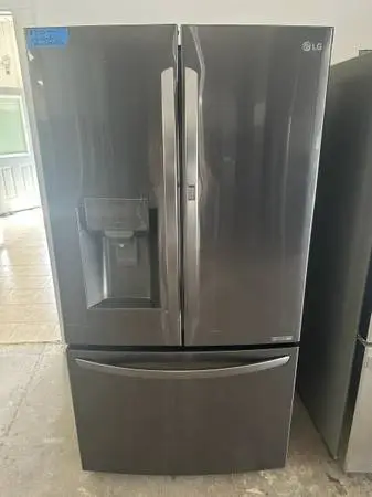 LG Black Stainless French Door Refrigerator W Ice & Water 713-376-0356