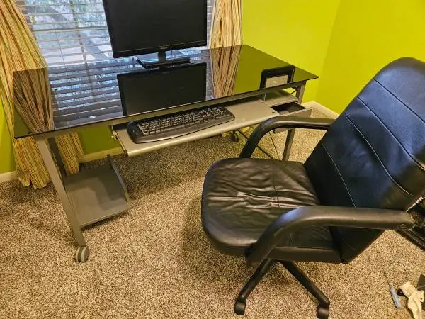Tempered glass top Computer desk and chair