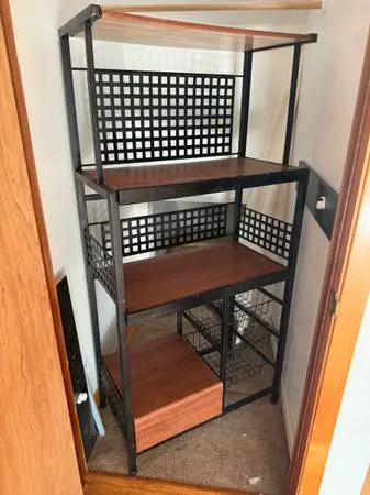 Shelf