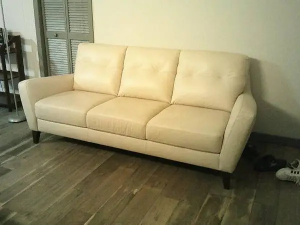 leather couch for sale