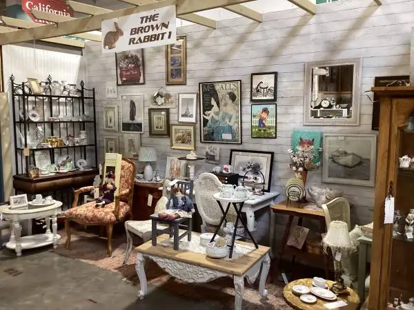 Furniture bakers rack beautiful table set chairs curios art more++