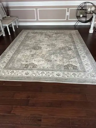 Area rug