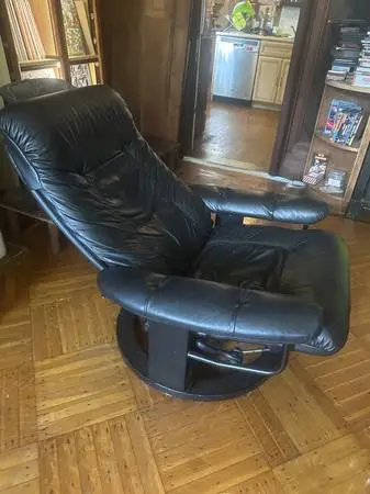 MCM Reclining Leather Lounge Chair, Coffee Table, Mirrors, etc.
