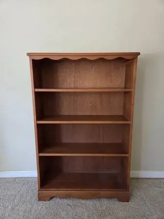 Vintage Early American Colonial Wood Bookcase / Bookshelf