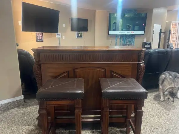 Bar console (solid wood)