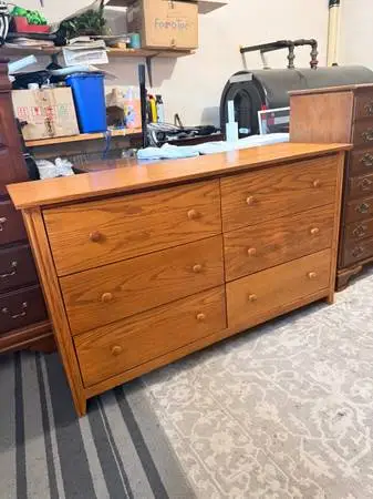 Dresser