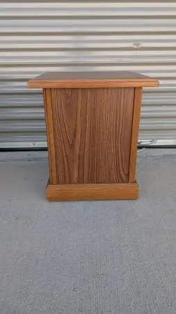 Pedestal Plant Stand or Riser
