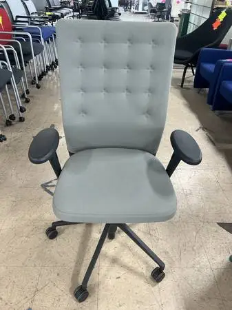 Vitra ID Trim Office Chairs - Gray - SALE!! (NW Office Liquidations)
