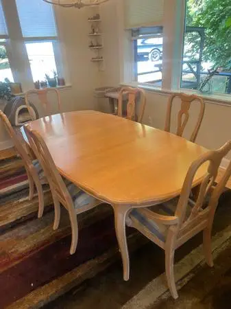 Ethan Allen Country French Dining set