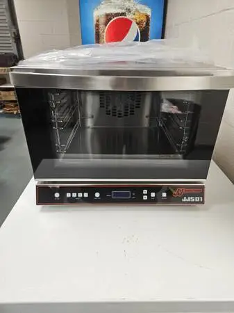 Convection baking oven