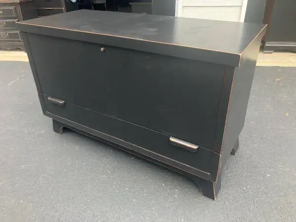 Lane Cedar Chest