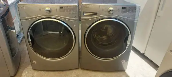 Whirlpool Steam Front Load Washer And Gas Dryer
