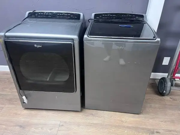 Whirlpool Cabrio High-Efficiency Washer & Dryer Set - Chrome Shadow