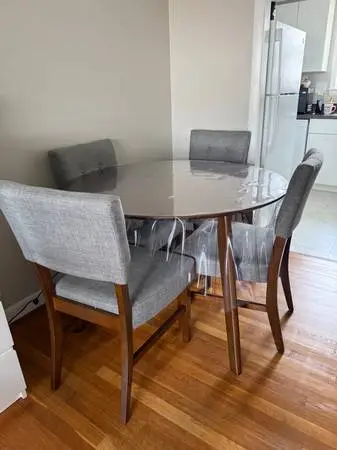 Like-New 5-Piece Dining Table & Chair Set – Only 2 Months Old