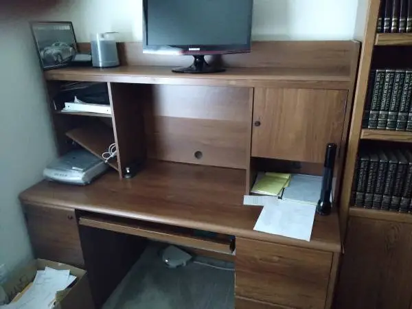 Computer desk with drawers