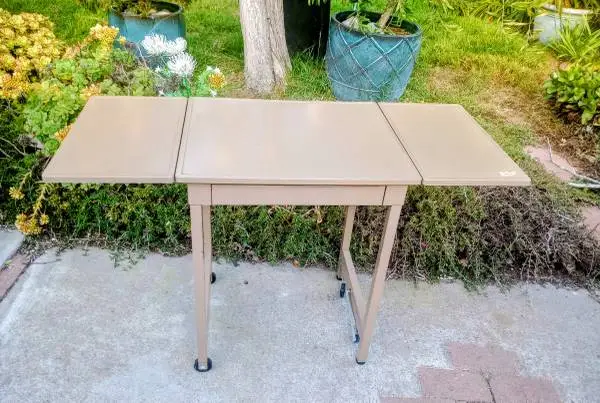 METAL TABLE DROP LEAF VINTAGE WHEELS