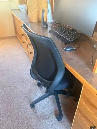 Black rolling office chair