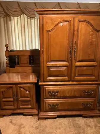 Quality, maple chest nightstand queen, size headboard