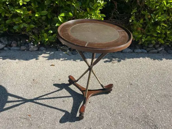 Golf putter side table leather metal wood
