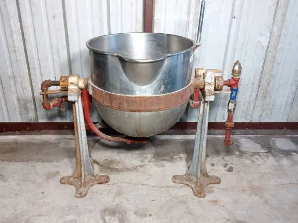 Lee Tilting 20 Gallon Kettle