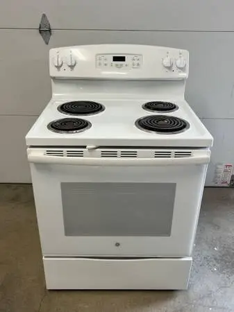 GE 30” Free-Standing Electric Range