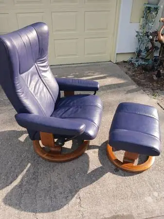 PURPLE EKORNES STRESSLESS RECLINER AND OTTOMAN