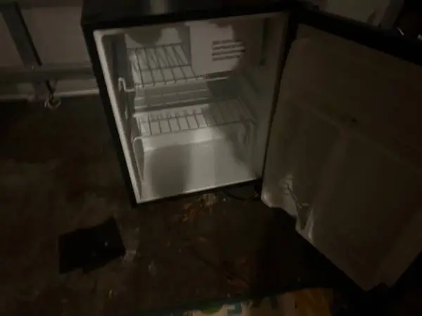 Mini Fridge 100 OBO