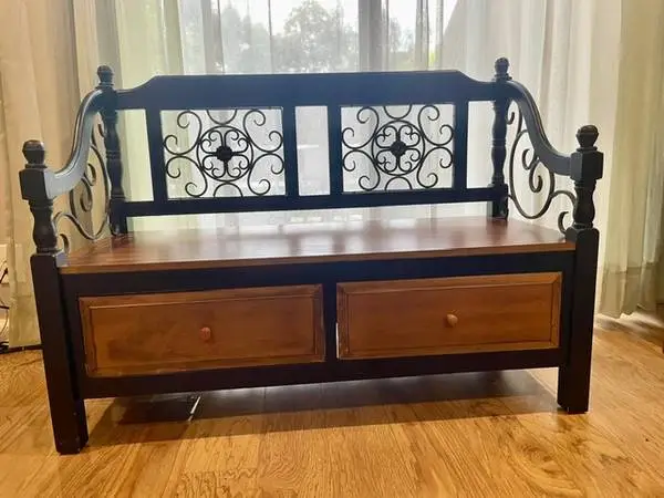 Beautiful high-end like-new coffee table/end table/loveseat sale