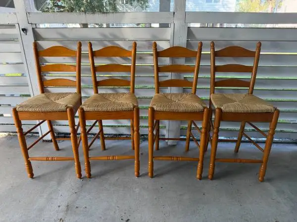 SET of 4 Ladder Back Counter-Height Barstools with Rattan seats — Absolutely g