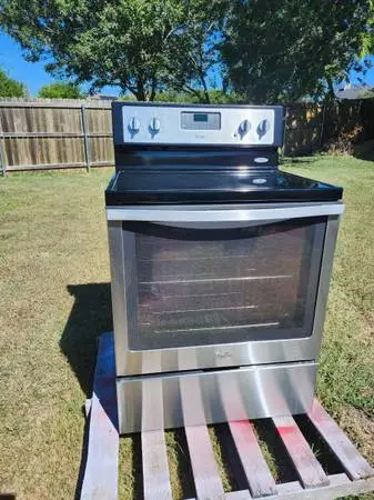 WHIRLPOOL STAINLESS STEEL FLATGLASS STOVE