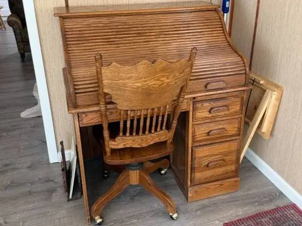 Roll Top Desk & Chair