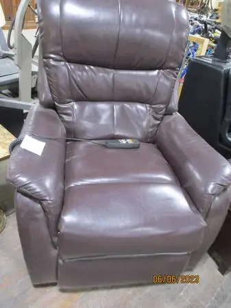 Brown lift Chair   #3754