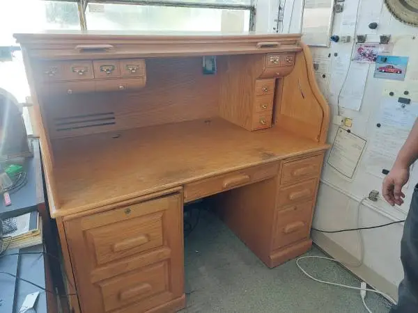Roll Top Desk ..good cond.solid Wood..2 pull out writing surfaces