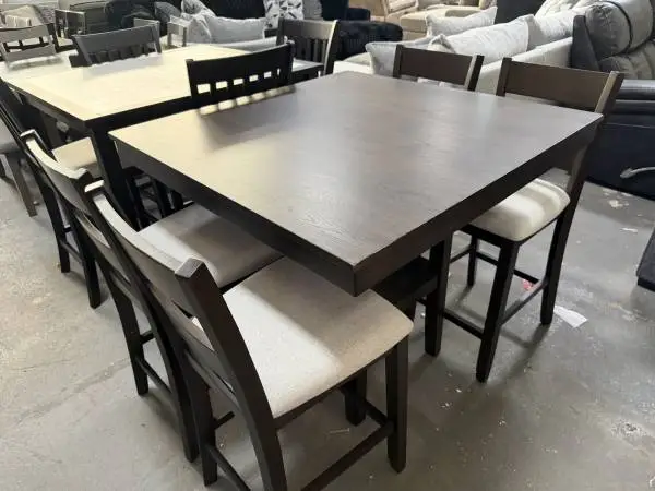 🚛 NEW DINING ROOM FURNITURE!