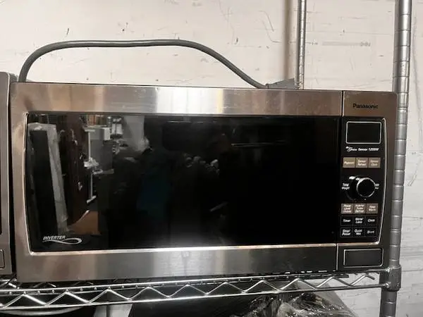 Varieties of microwaves on Sale