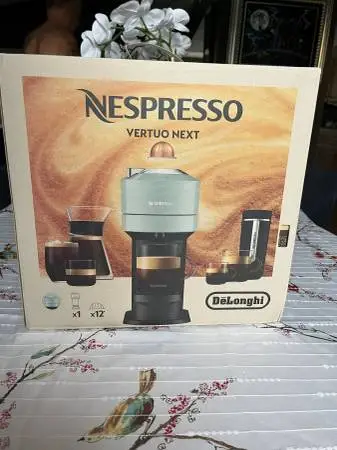 NEW Nespresso Vertuo Next Coffee & Espresso Machine - Jade Green