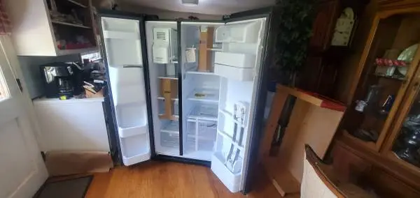 Samsung  NEW 36 Side x Side Refrigerator Black Stainless Steel