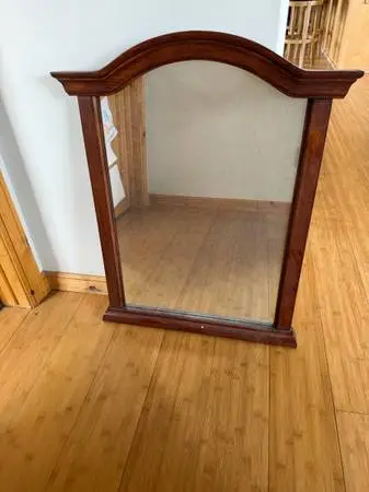 Wooden Scalloped Mirror