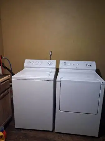 Maytag washer and dryer set