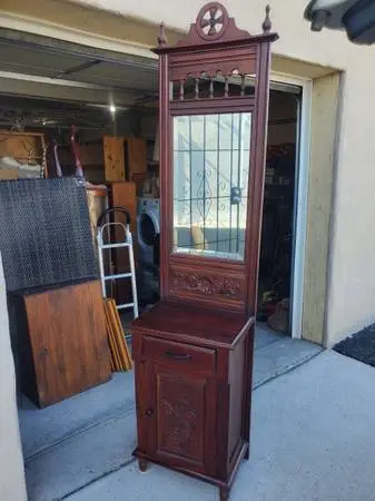 Entryway table