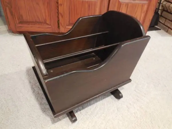 VINTAGE mid 1970s Solid Pine Cradle Style Magazine Newspaper Book Rack