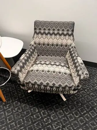Lobby Lounge Chairs-Set (grey-white-black patterns)