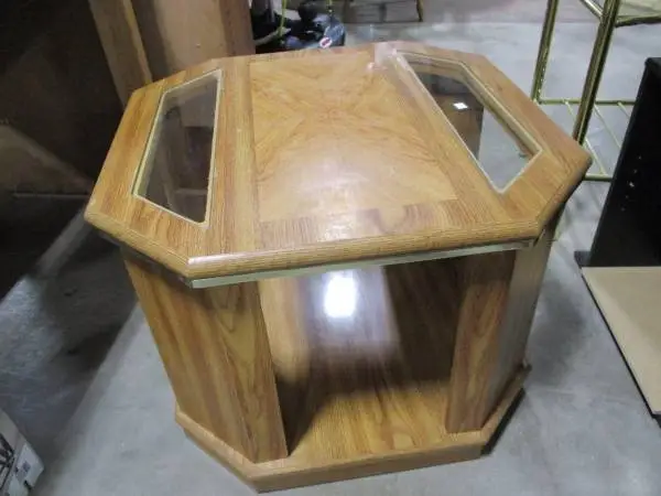 Octagonal end table   #3279