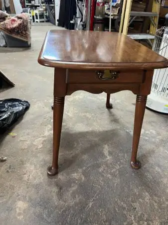 Pennsylvania House End Table