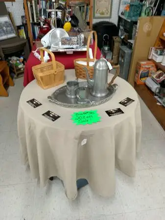 Vtg 28 Round 4 Leg Wooden Table with Tablecloth