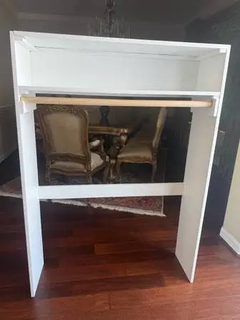 Cloth rack with shelf
