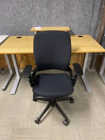 Steelcase Leap V2