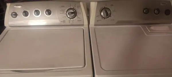 ▶----------White/ Gray Whirlpool Washer & Electric Dryer Set----------